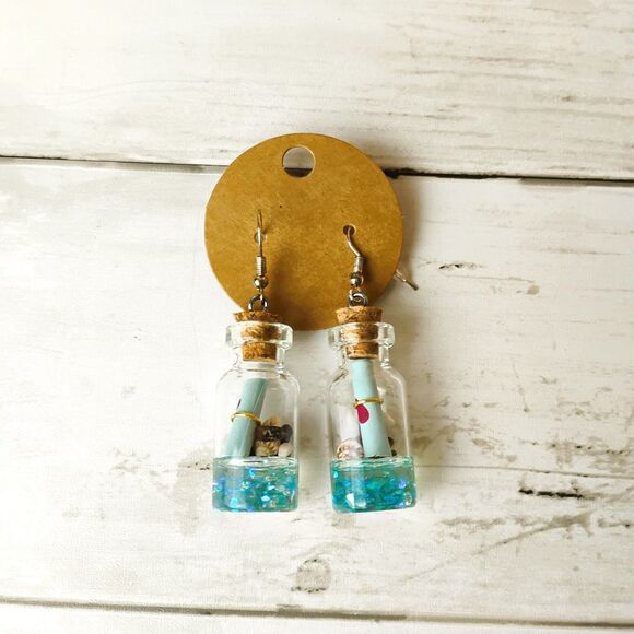 New Super Cute Glass Message In A Bottle Earrings Shells Eclectic, Sea, Ocean - Picture 2 of 3